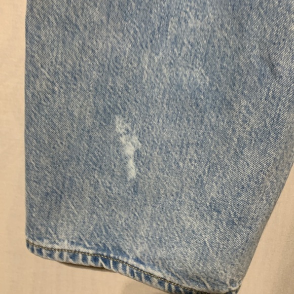American Eagle Distressed Mom Jeans - Picture 6 of 8